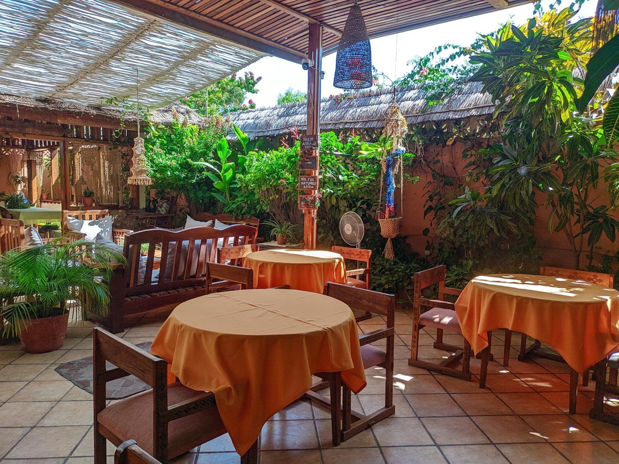 Le Nouvel Eden Hotell Toliara Exteriör bild