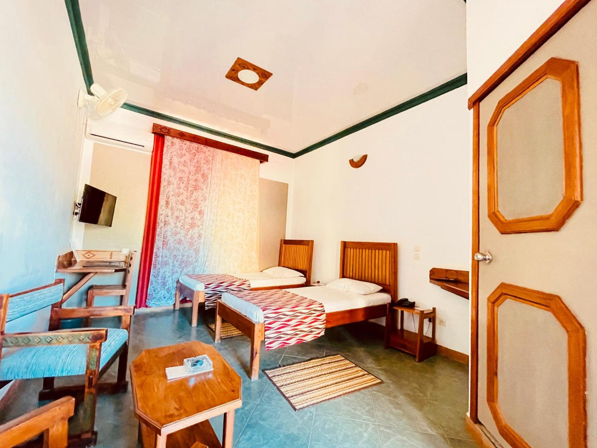 Le Nouvel Eden Hotell Toliara Exteriör bild