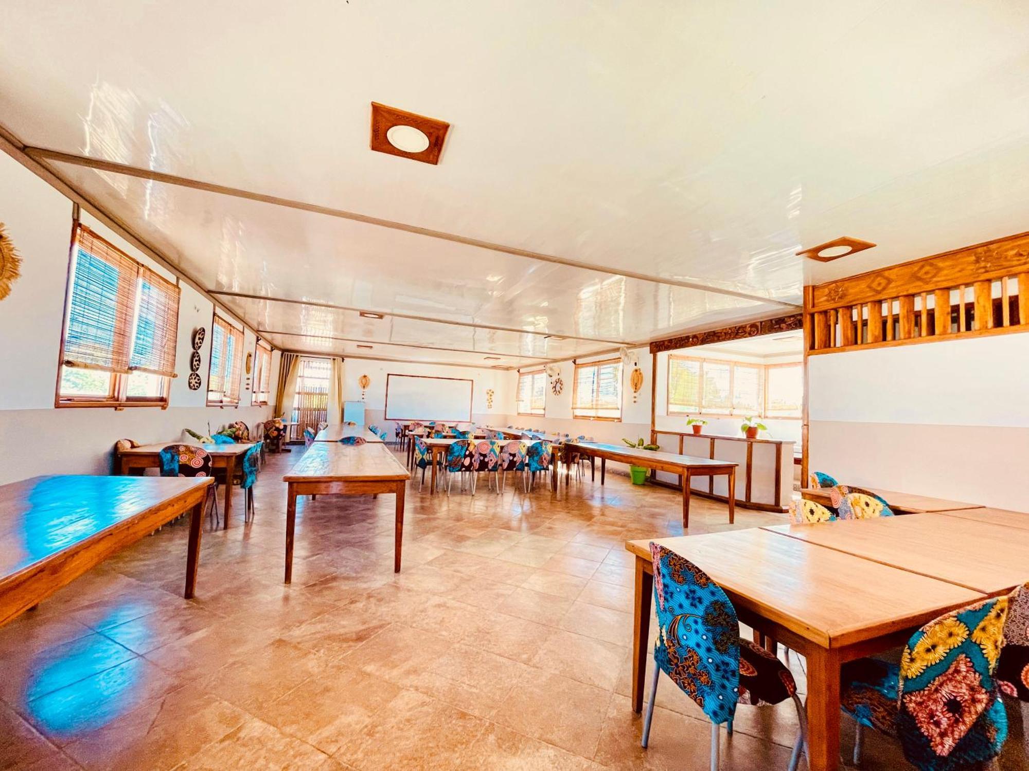 Le Nouvel Eden Hotell Toliara Exteriör bild