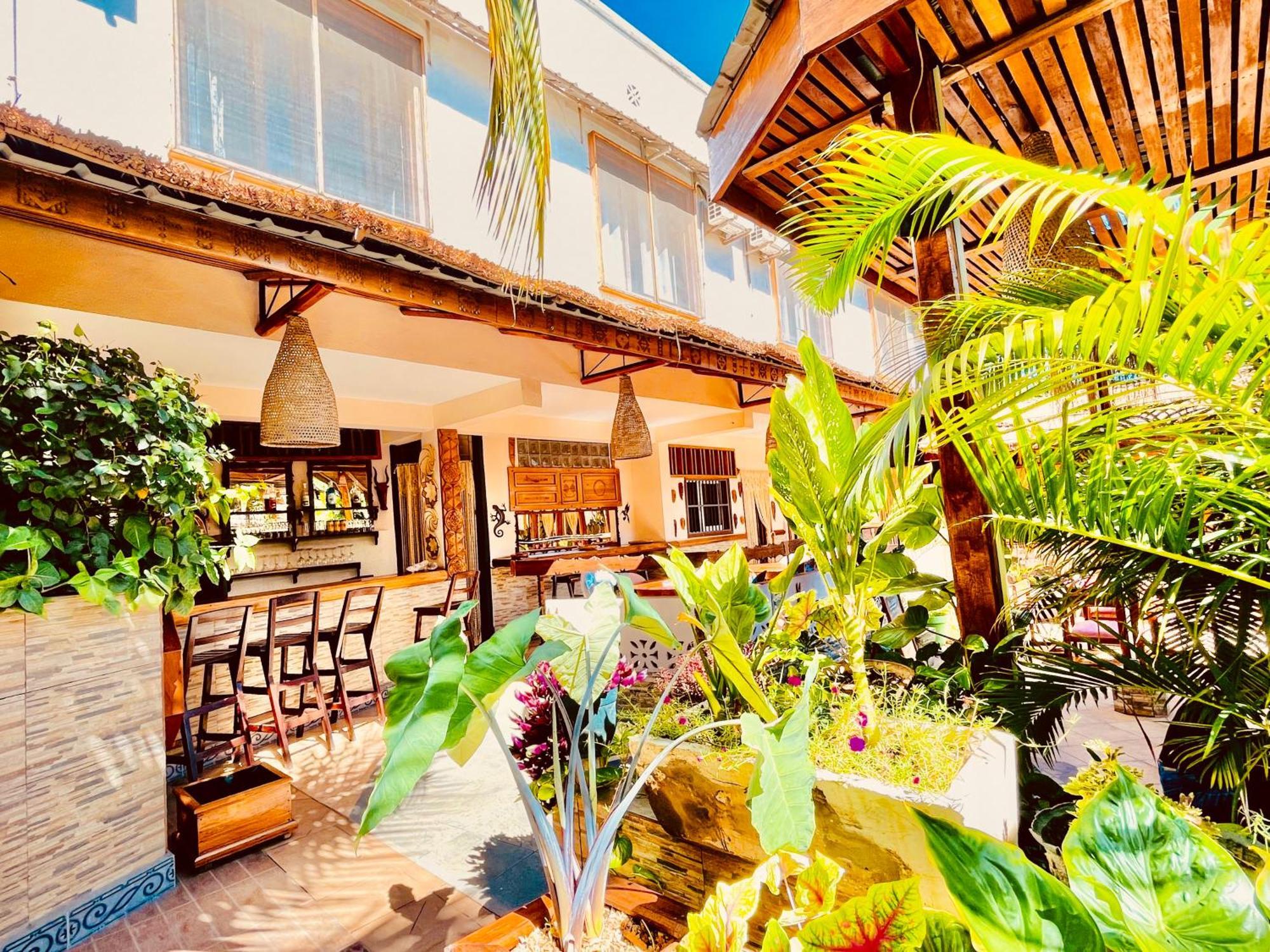 Le Nouvel Eden Hotell Toliara Exteriör bild