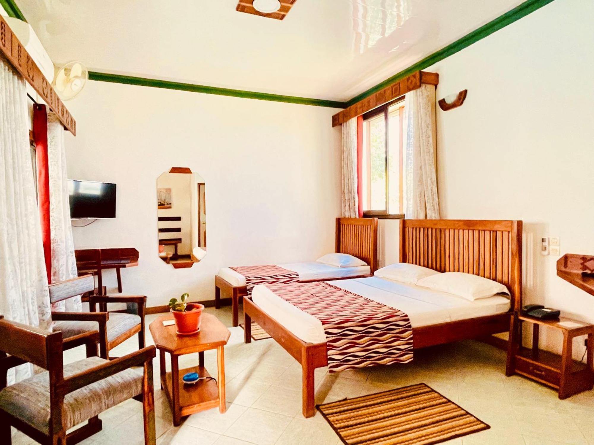 Le Nouvel Eden Hotell Toliara Exteriör bild