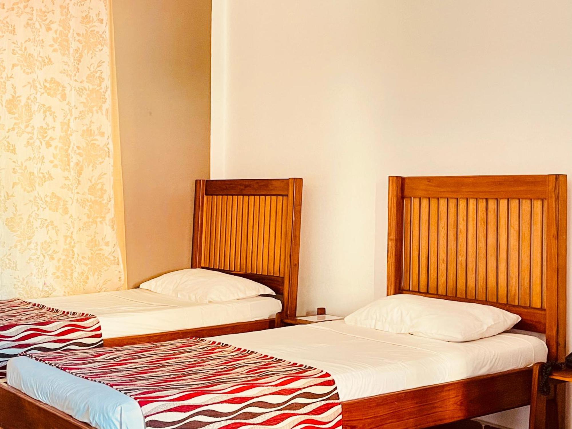 Le Nouvel Eden Hotell Toliara Exteriör bild
